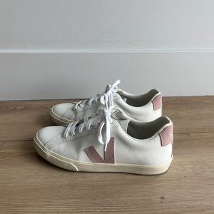 Veja Campo Pink Suede US 8/EU 39
